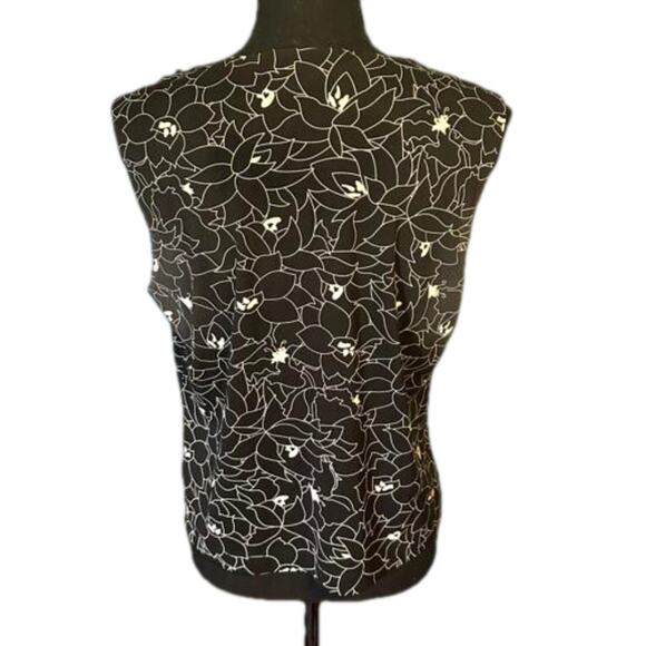 Worthington Petite Black Floral Two Piece - Picture 4 of 8